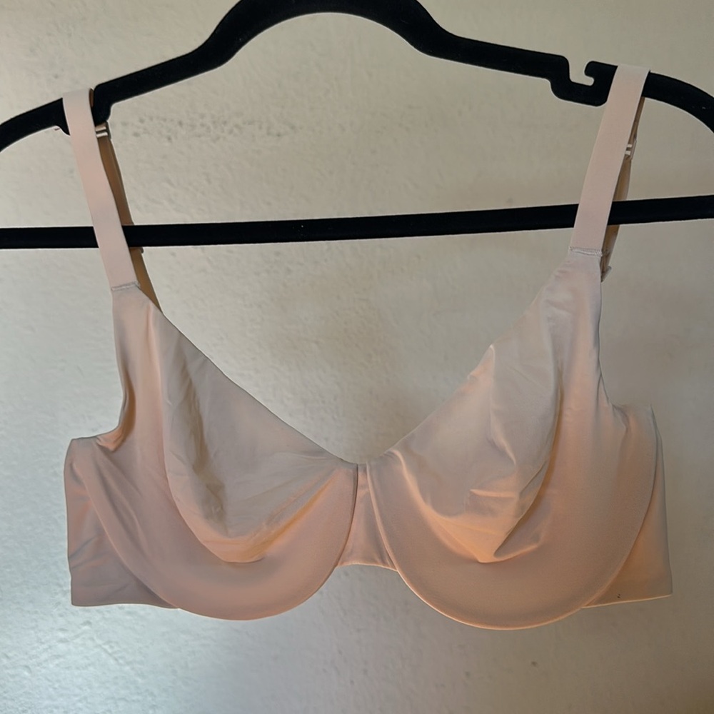 Skims Smoothing Full Coverage Bra‎ in Sand NWT size 34C - Picture 4 of 9